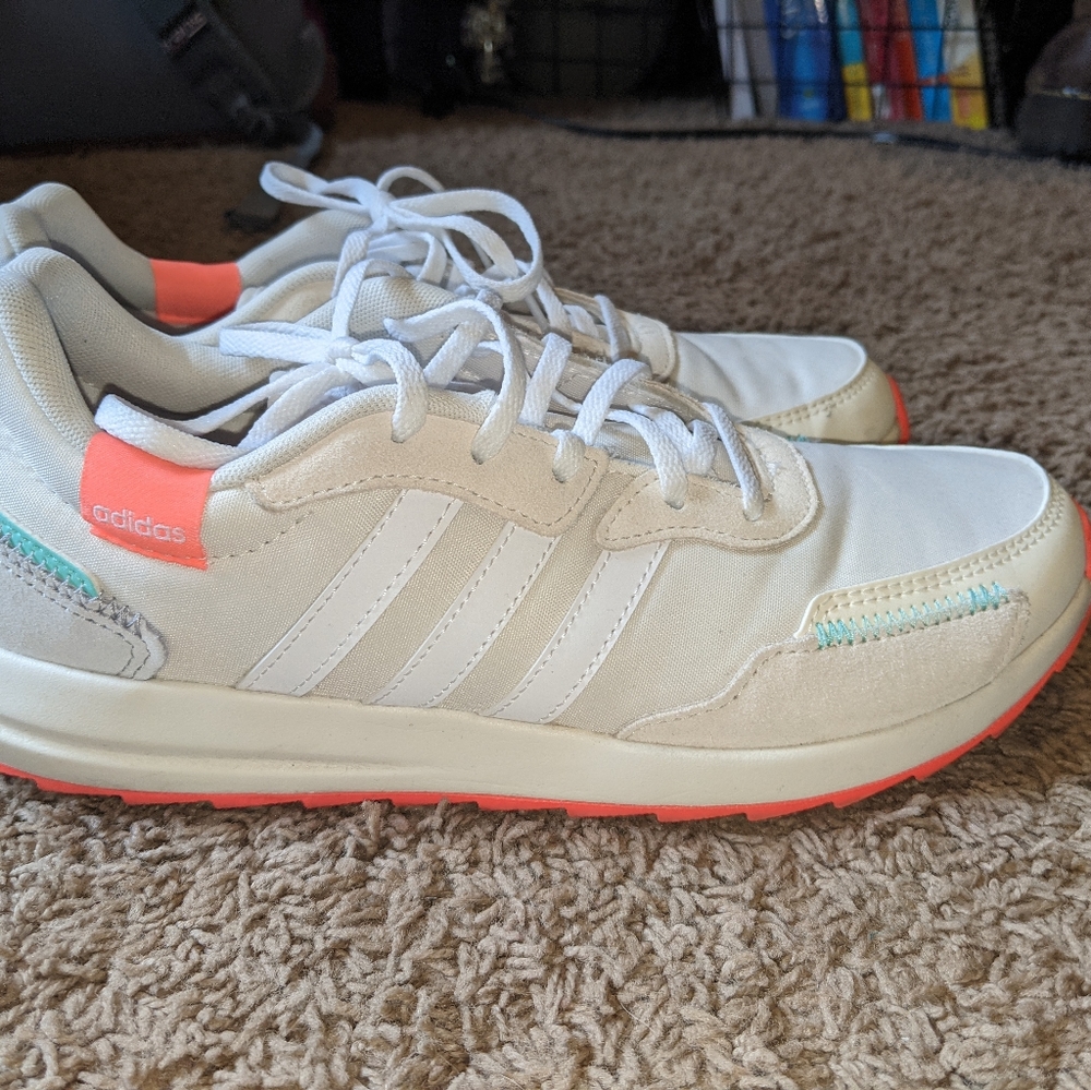 Adidas retrorun women's 9